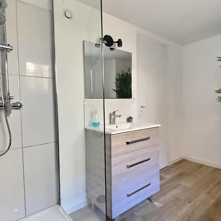 Superbe * Maison Moderne * Proche Centre * Parking Prive Angers
