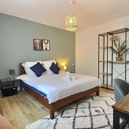 Сasa de vacaciones Superbe * Maison Moderne * Proche Centre * Parking Prive *